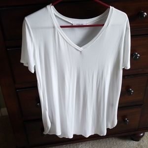 Carly jean Los angelos CJLA basic tee